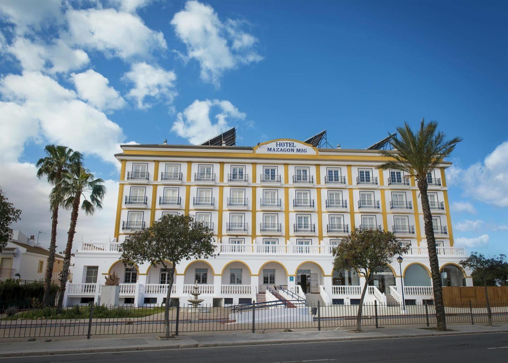 Hotel Carabela Santa Maria 마자곤 외부 사진