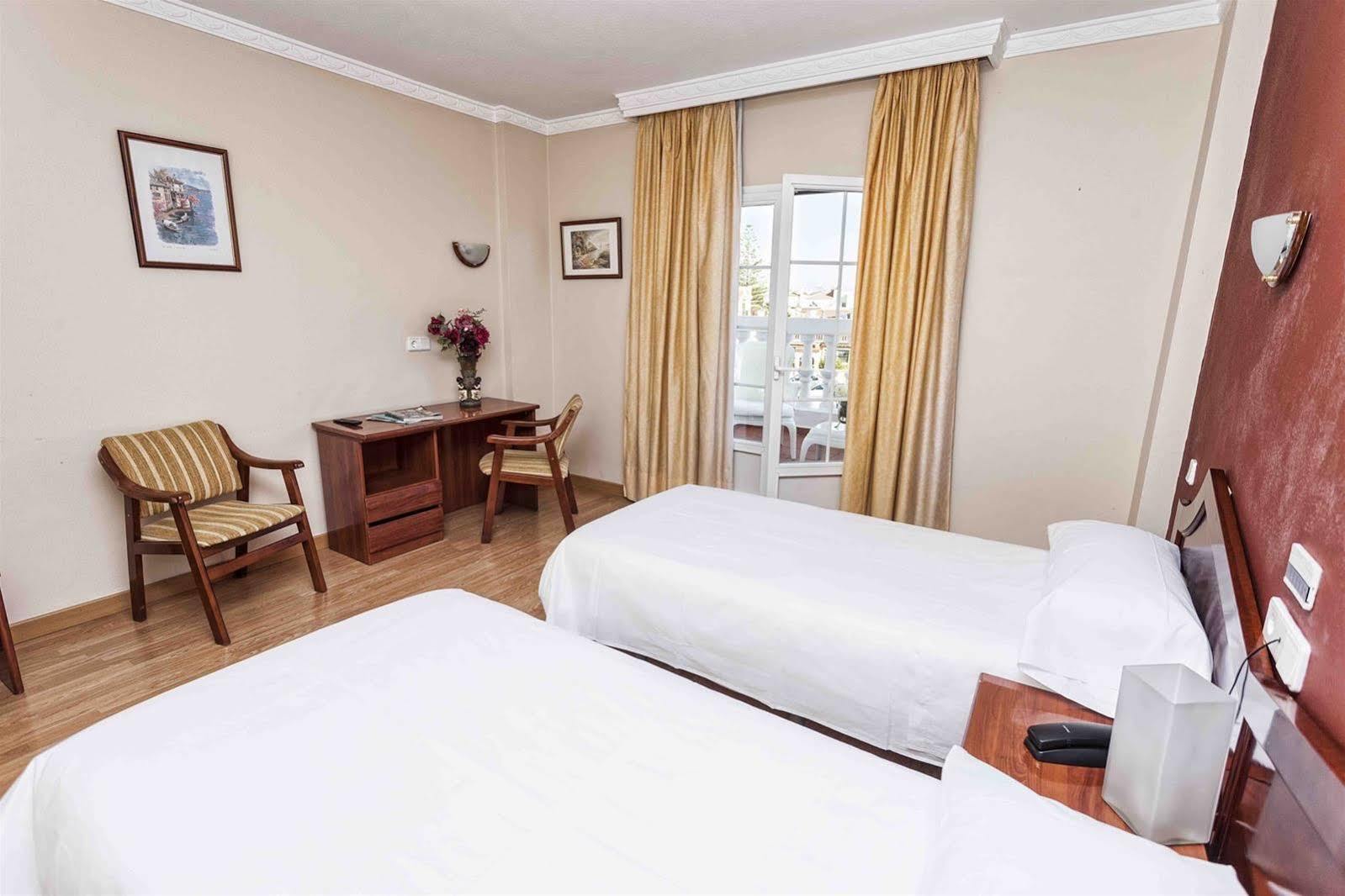 Hotel Carabela Santa Maria 마자곤 외부 사진